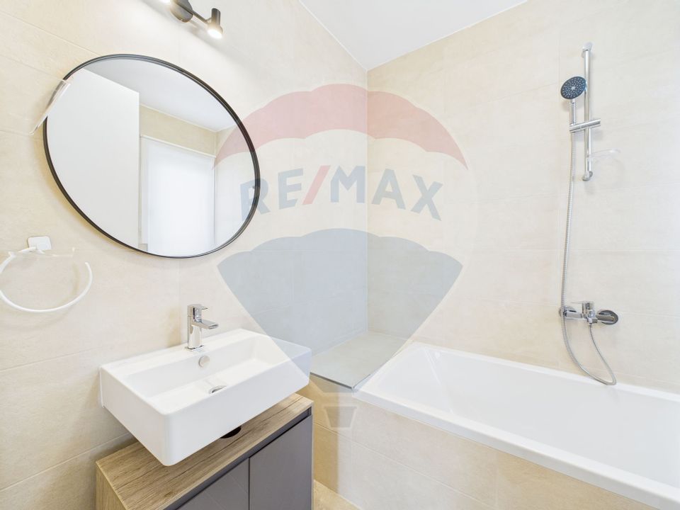 De inchiriat | Vila moderna - curte privata si acces piscina | Pipera