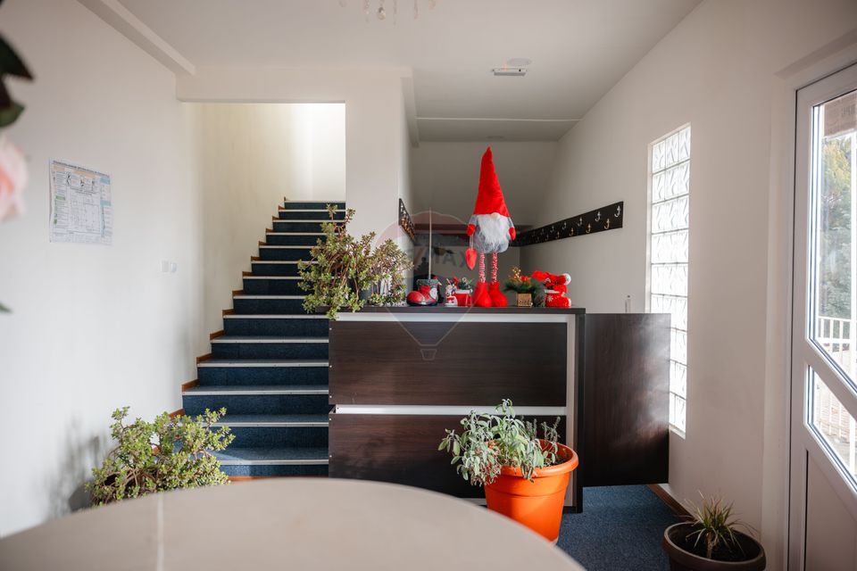 1,132sq.m Commercial Space for sale