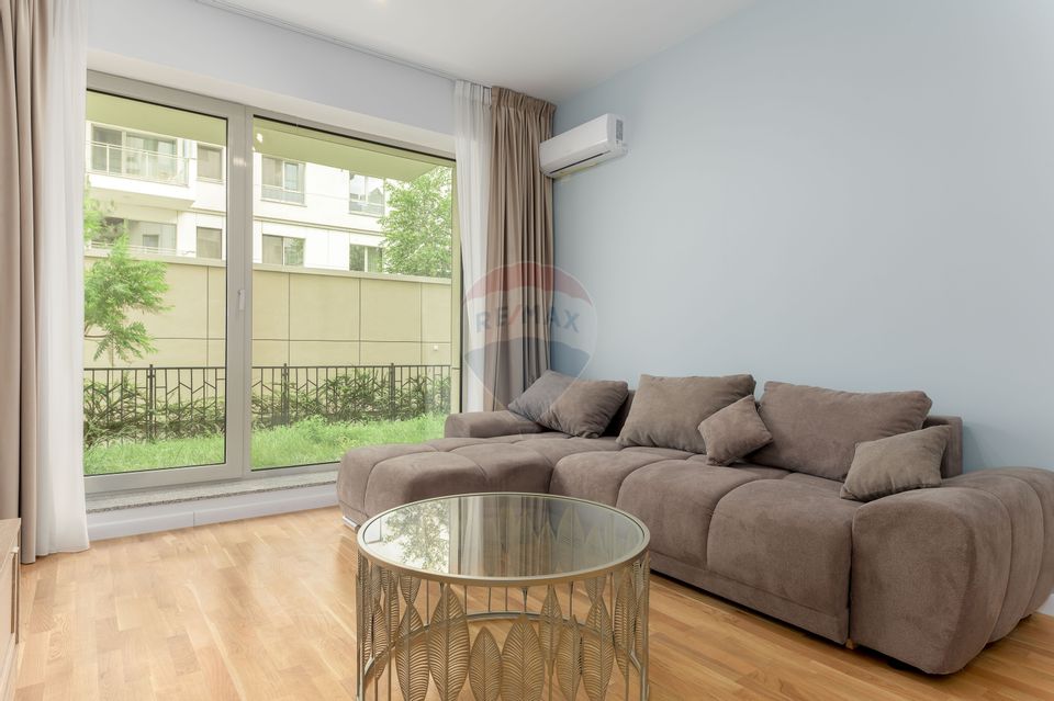 2-rooms apartment in Expozitiei Blvd., Agronomy, Press Square