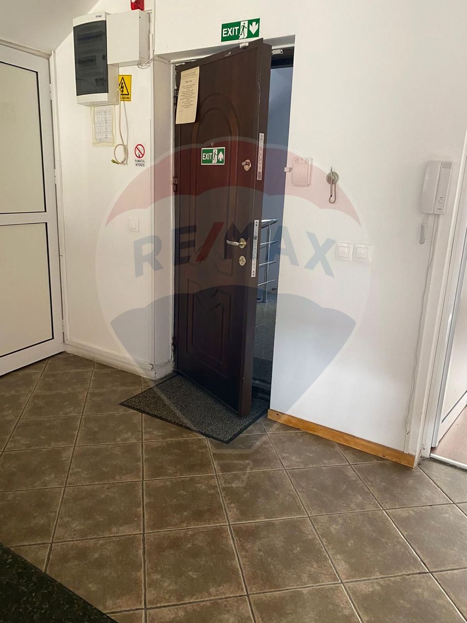 Ground floor + 1st floor for rent in villa – 220 sqm – Vitan Mall area