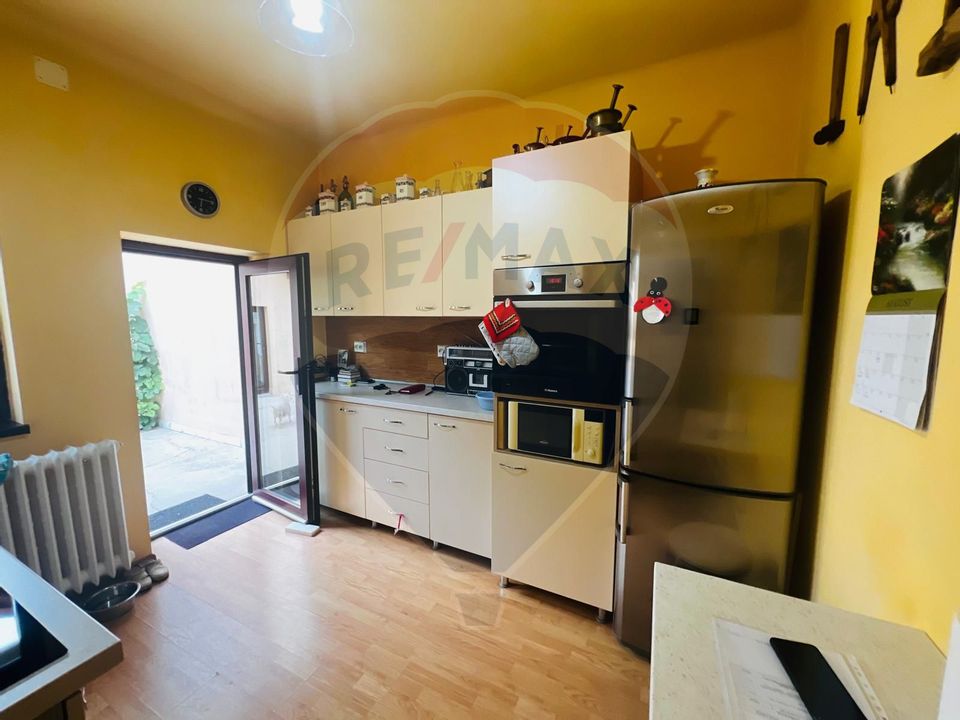 Casă  individuala zona ultracentrala Barbas bela
