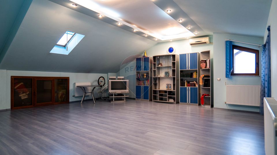 Vanzare vila cu 5 camere, complet mobilata si utilata in Dobroesti