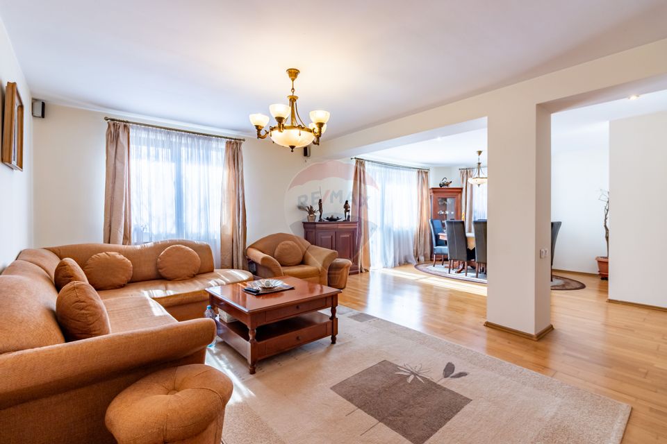 6 room House / Villa for sale, Pipera area