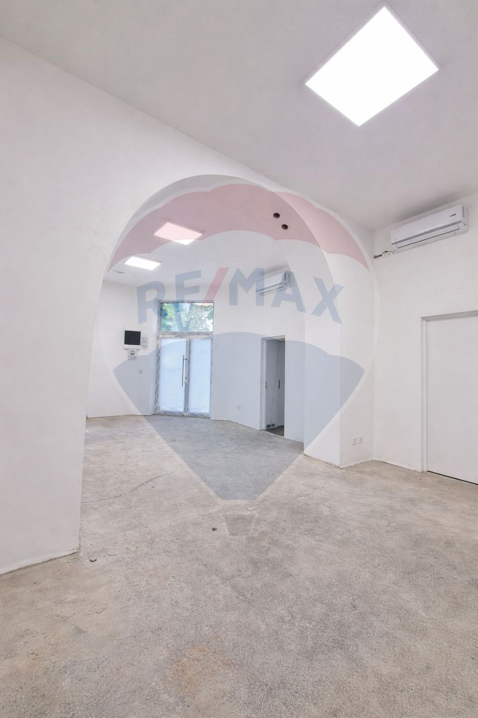 Spațiu comercial Metrou Eroii Revolutiei