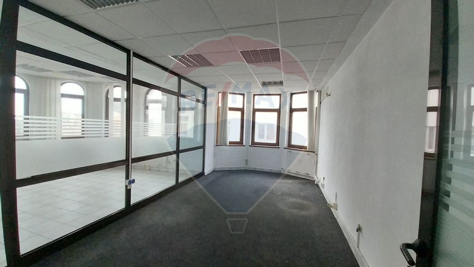 806sq.m Office Space for rent, P-ta Ovidiu area