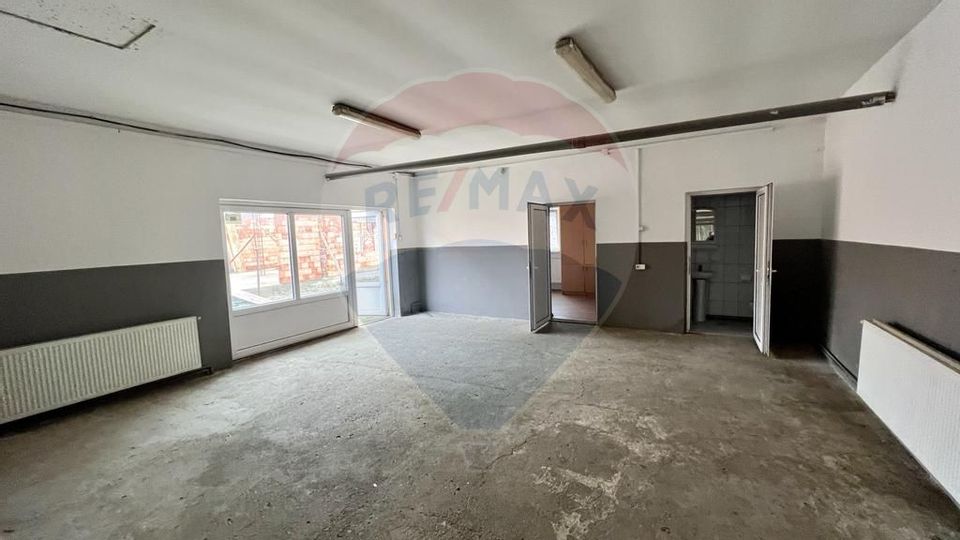 125sq.m Industrial Space for rent, Sud area