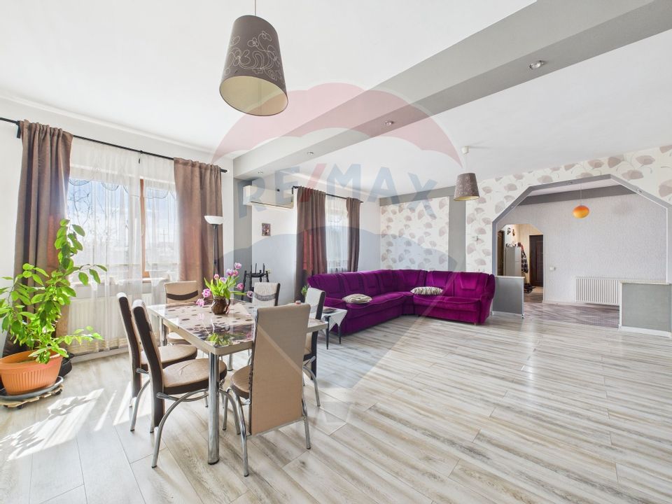 5 room House / Villa for sale