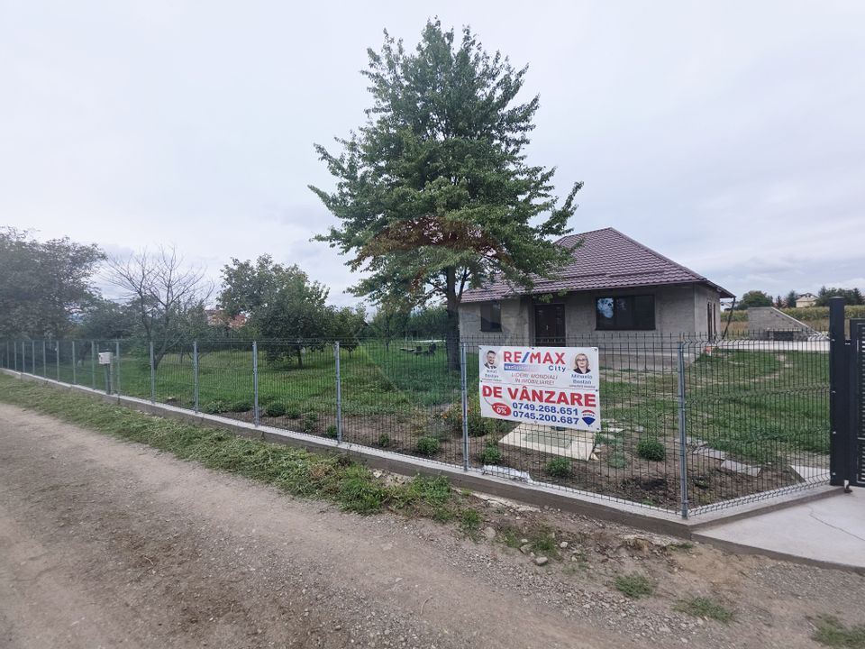 4 room House / Villa for sale