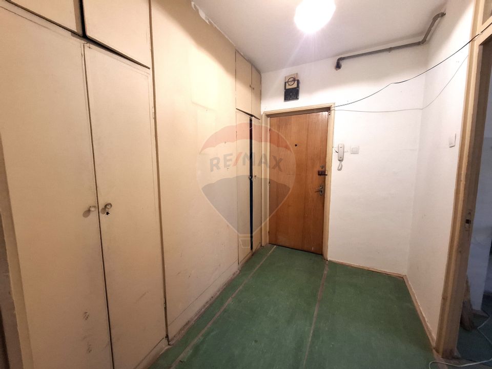 Vanzare Apartament 2 camere cu centrala, Titan