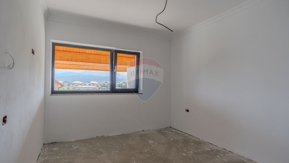 Casa moderna, la cheie, in Cristian – Str. Carpati