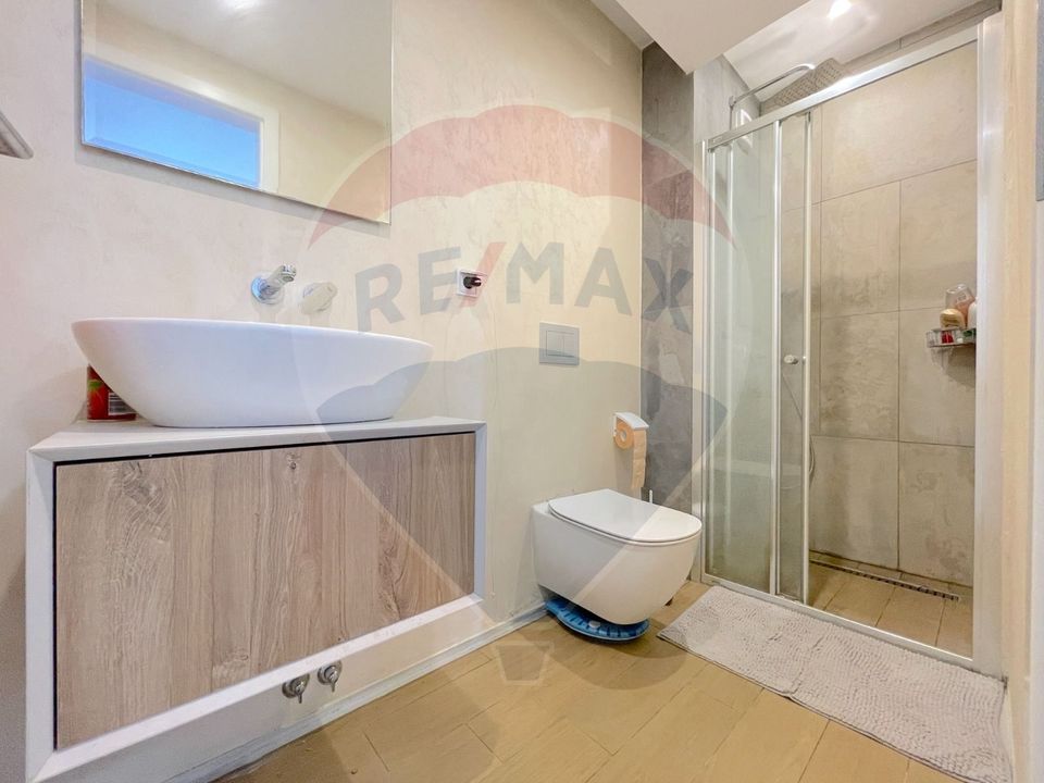 3 room Apartment for sale, Tractorul area