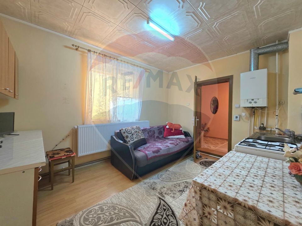 4 room House / Villa for sale, Sud area