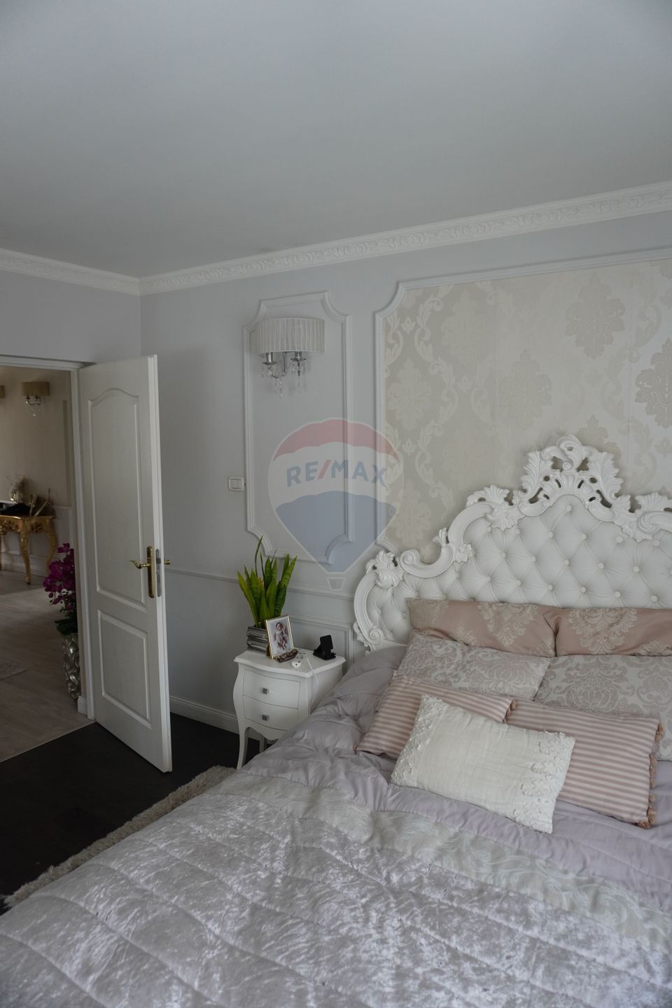 Casă de vânzare, Moisei