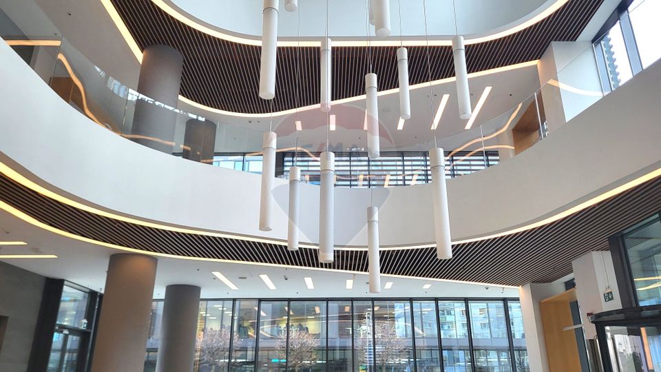 250sq.m Office Space for rent, Central area