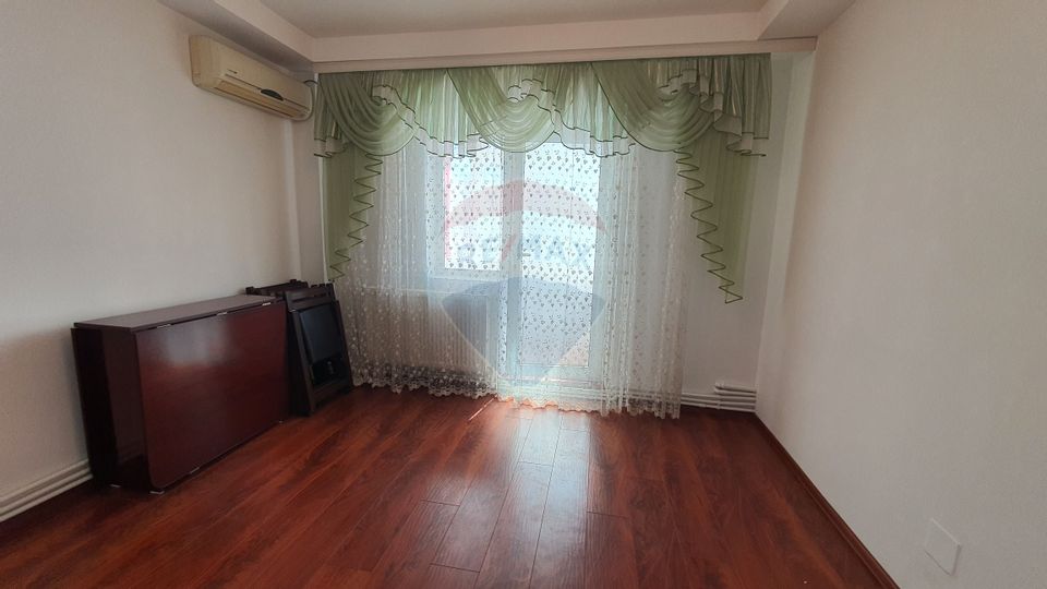 Apartament 3 camere | de vânzare |  I. C. Frimu - Aurel Vlaicu
