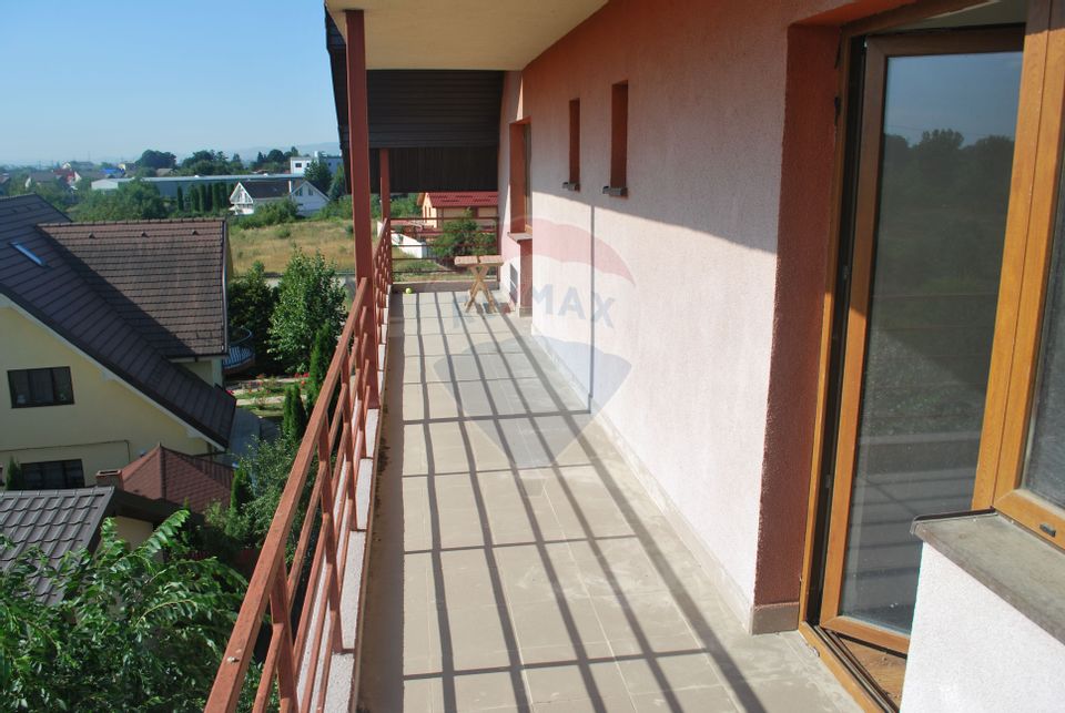 5 room Apartment for sale, Calea Moldovei area