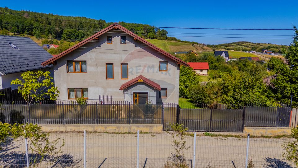 VILĂ DE POVESTE | 300mp utili | în inima naturii | OPORTUNITATE