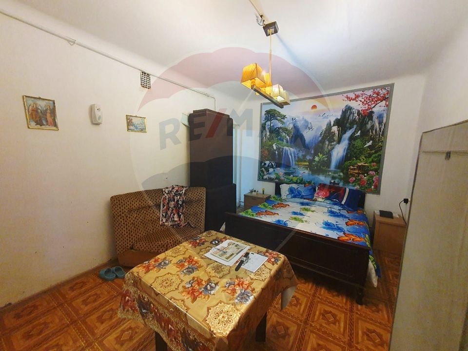 Apartament 2 camere in Casă / Vilă de vanzare str. Campia Islaz