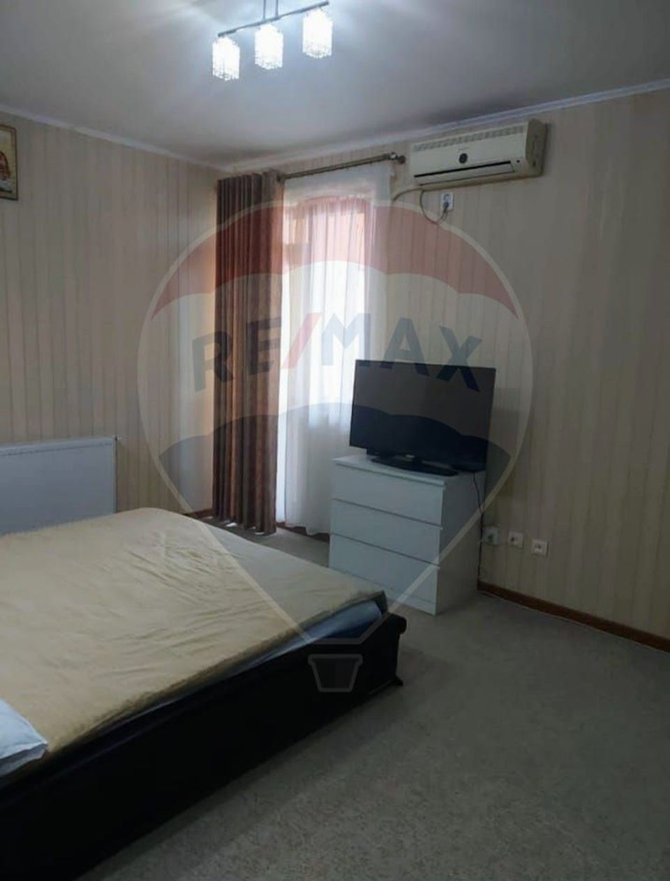 Apartament cu 2 camere de vânzare în Cartierul Latin