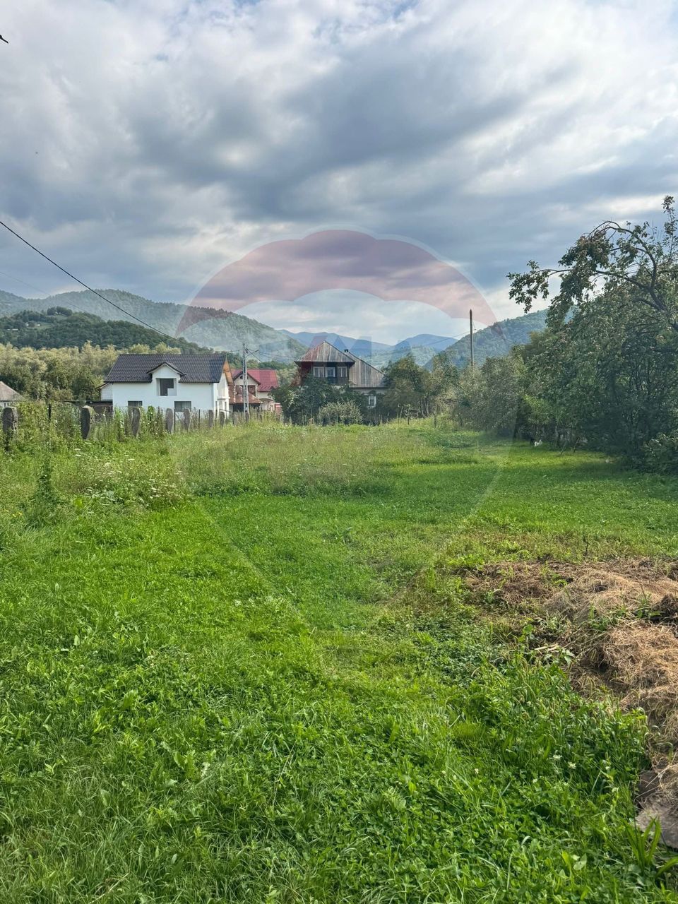 Casă / Vilă cu 4 camere de vânzare