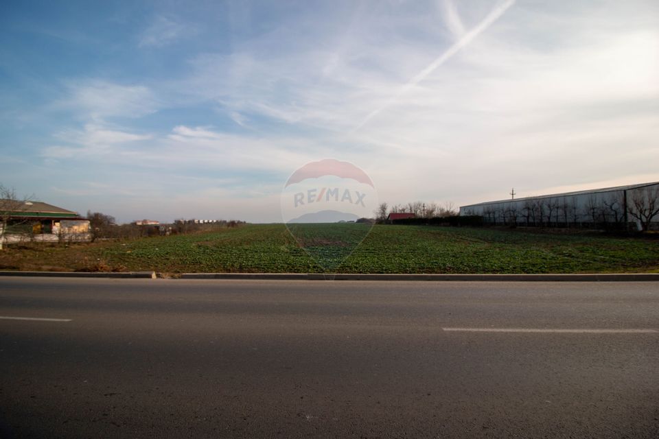 Teren Intravilan de vanzare 21000 mp Balotesti Soseaua Unirii