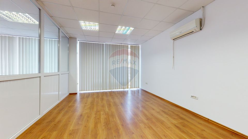 62sq.m Office Space for rent, Central area