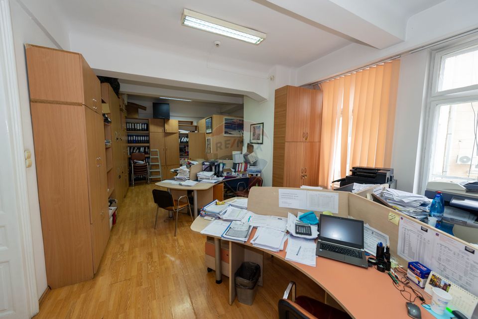 Spatiu de birouri de vanzare in zona Cismigiu