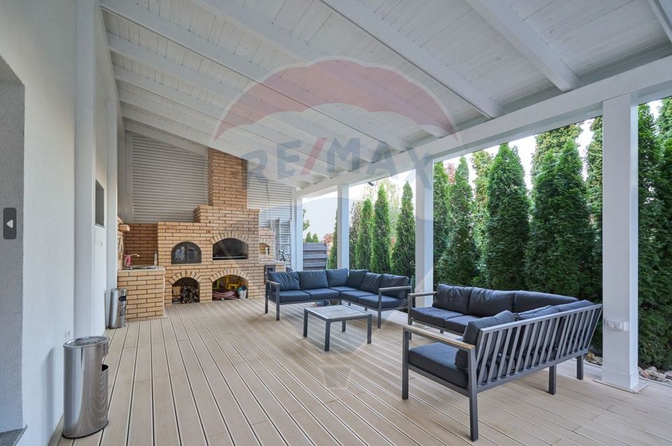 Vila de Lux de Vânzare, 280mp util - Str. Cortez - Hlincea Iasi