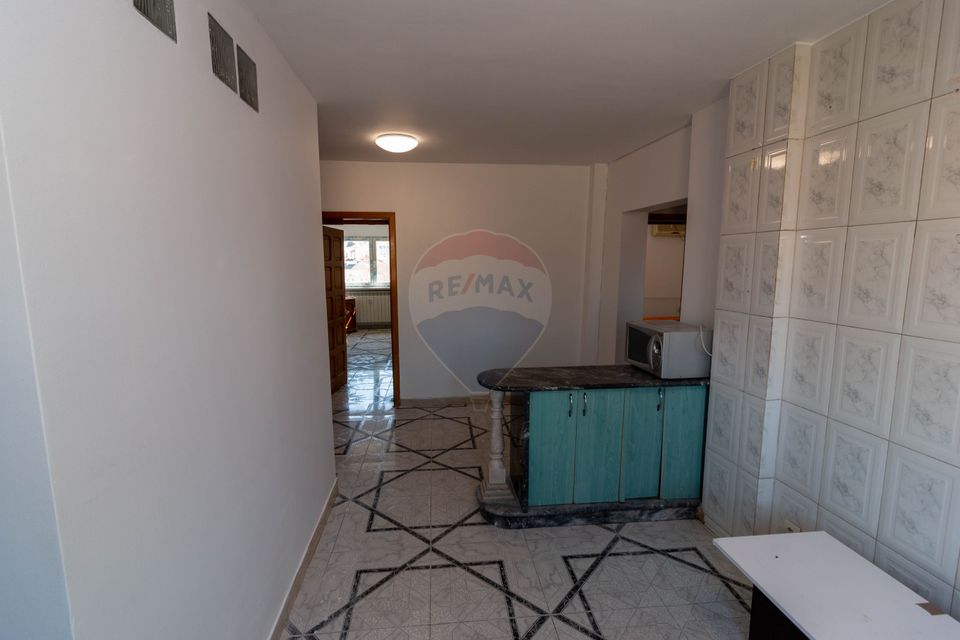 Apartament cu 3 camere de inchiriat in zona Unirii, Corneliu Coposu 7