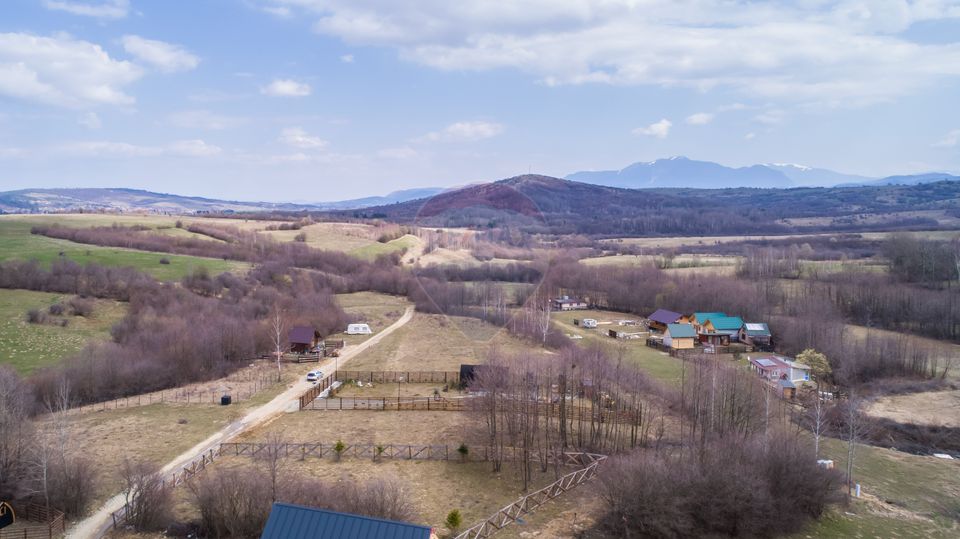 Land 850sqm Zarnesti / Tohanita