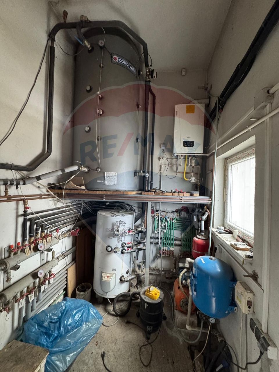 6 room House / Villa for sale, Darmanesti area