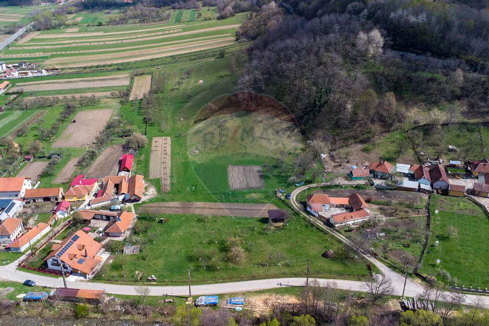 Teren partial intravilan 2,984mp Baru ,jud.Hunedoara