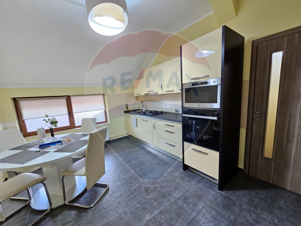 4 room Apartment for sale