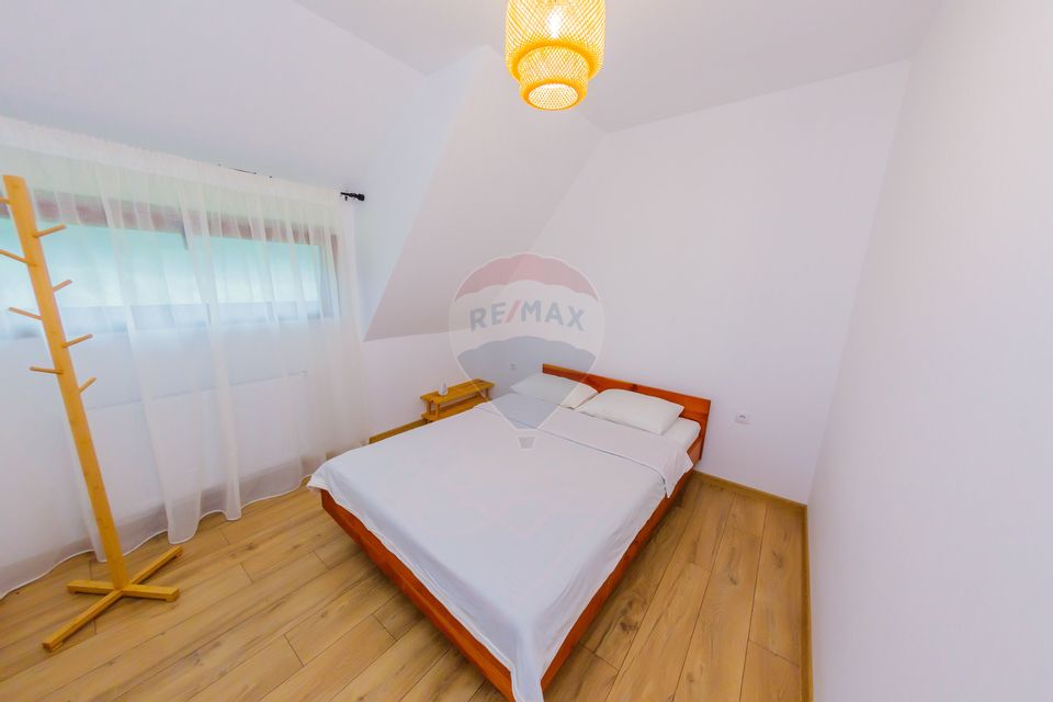 8 room House / Villa for sale