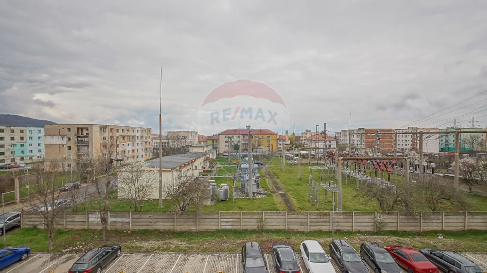 REZERVAT |COMISION0%| APARTAMENT DE VANZARE| LOC DE PARCARE|