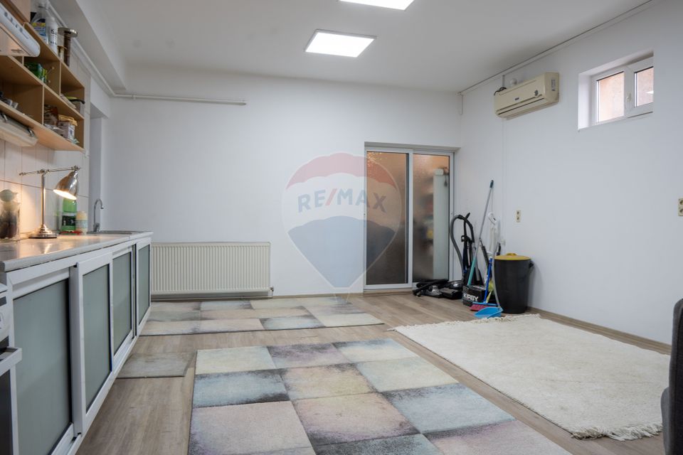 DE VANZARE Reședință Premium cu Piscină și Teren Generos – Chiajna