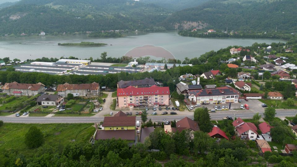 Casa spatioasa de vanzare