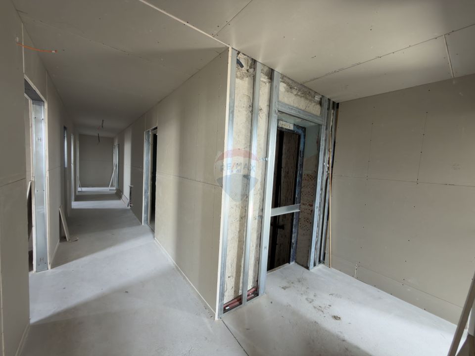 Hotel / Pensiune cu 48 camere de vânzare Calea Borsului/CT Park/ CET