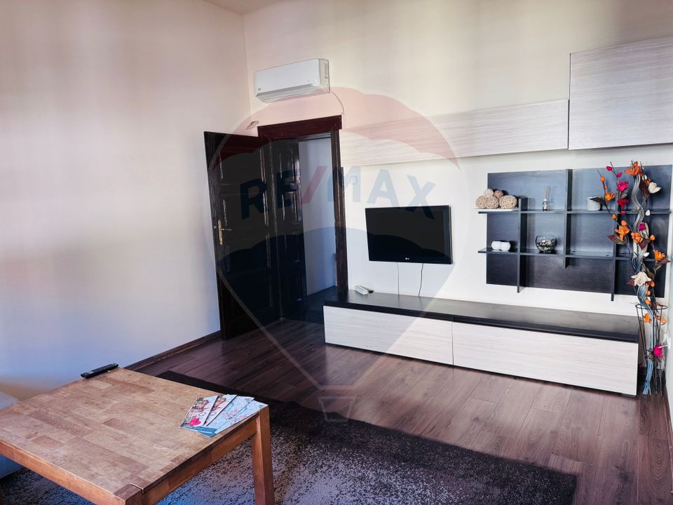 Apartament cu 2 camere de închiriat – ultracentral, str. Primăriei