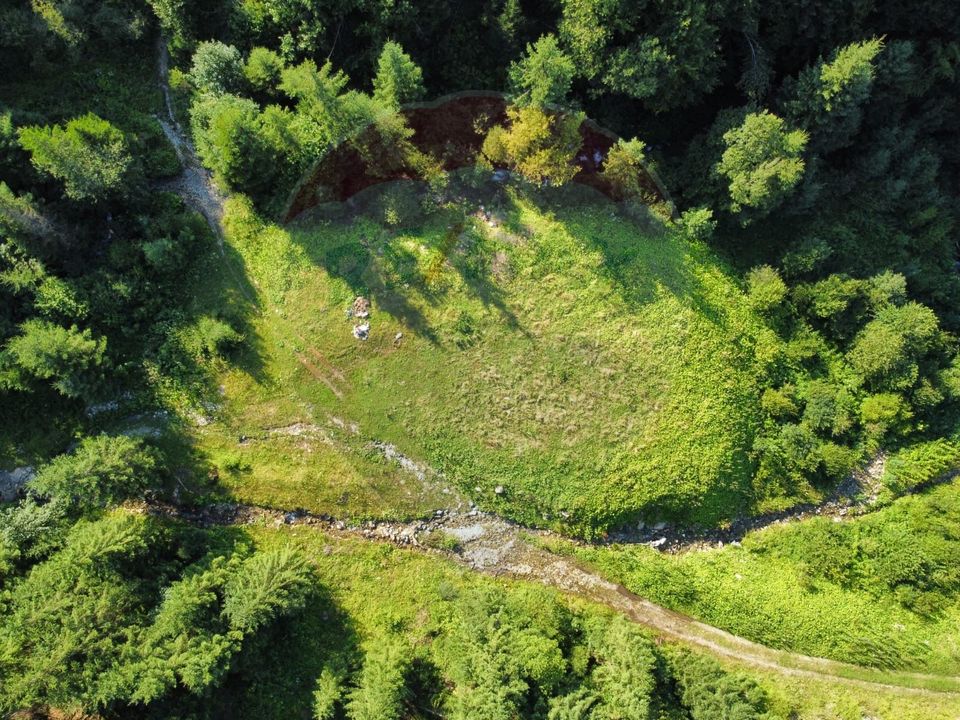 Teren 2,895mp Strada Priseci acces auto in zona telecabina BORSA