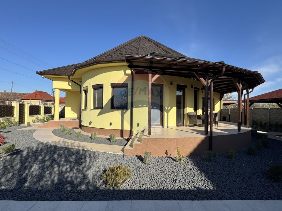 4 room House / Villa for sale