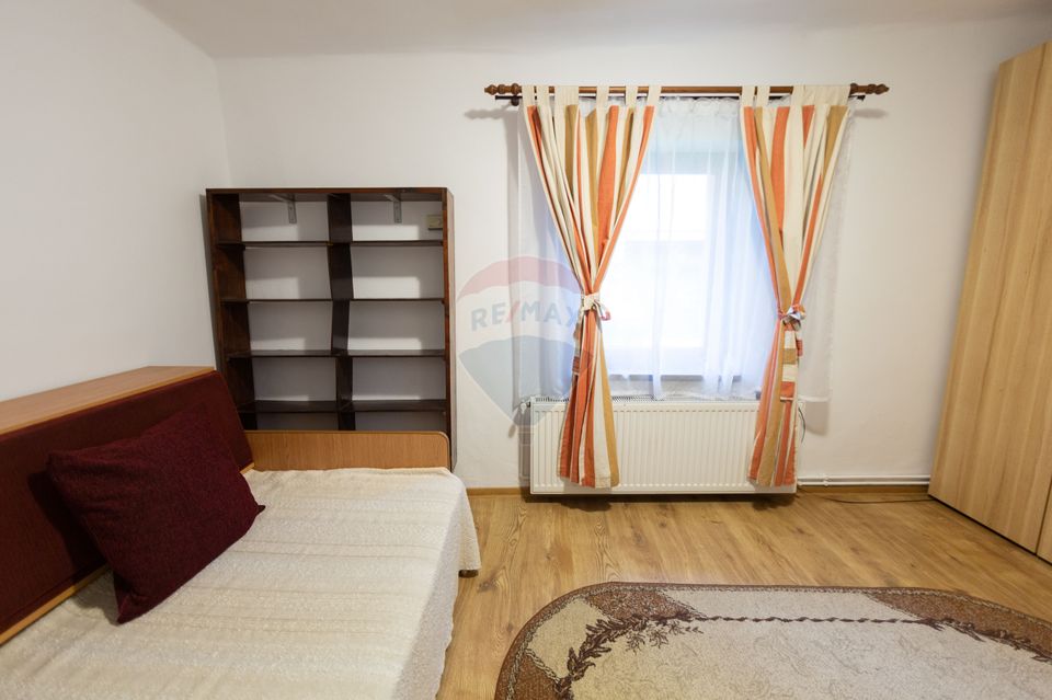 Casă individuală cochetă, 1 dormitor, renovată, Str. Lungă – Central