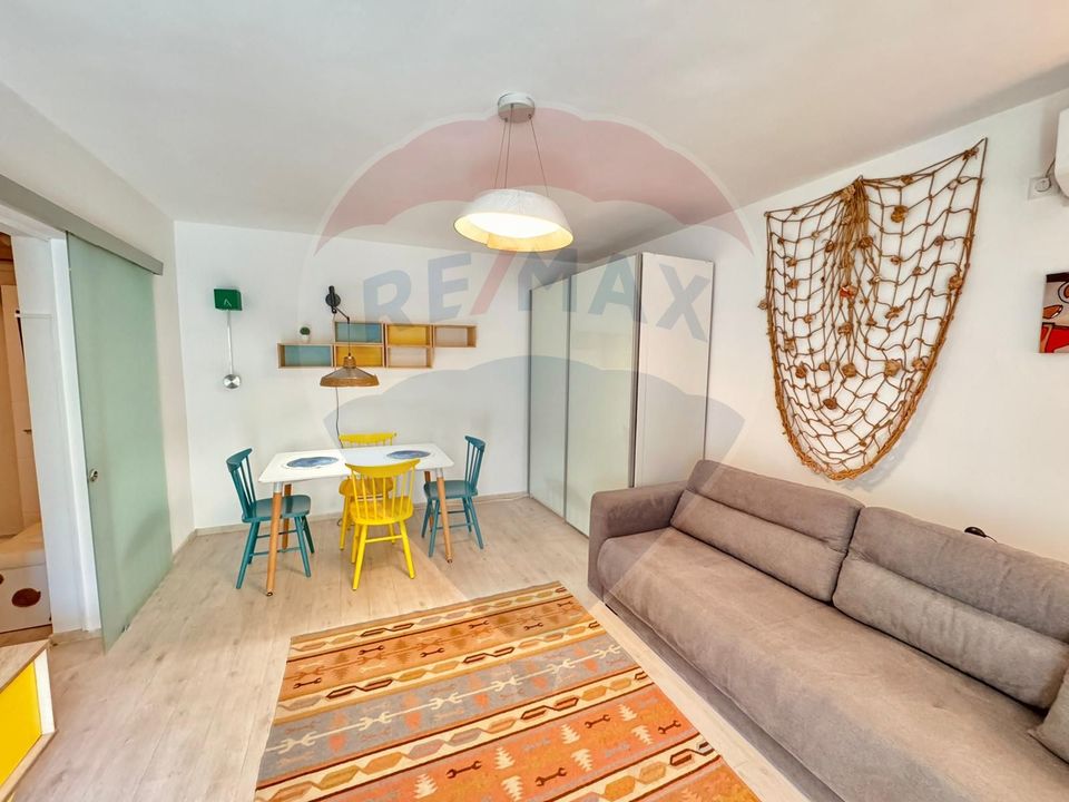 Garsoniera de inchiriat, Stefan cel Mare