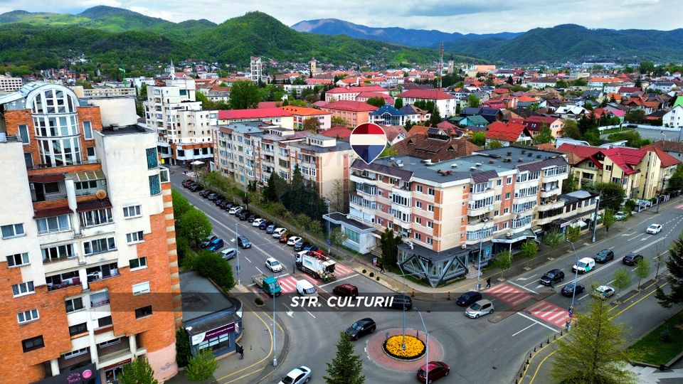 Rar în Centru: De Vanzare cu Vedere Panoramica  Mobilat Complet