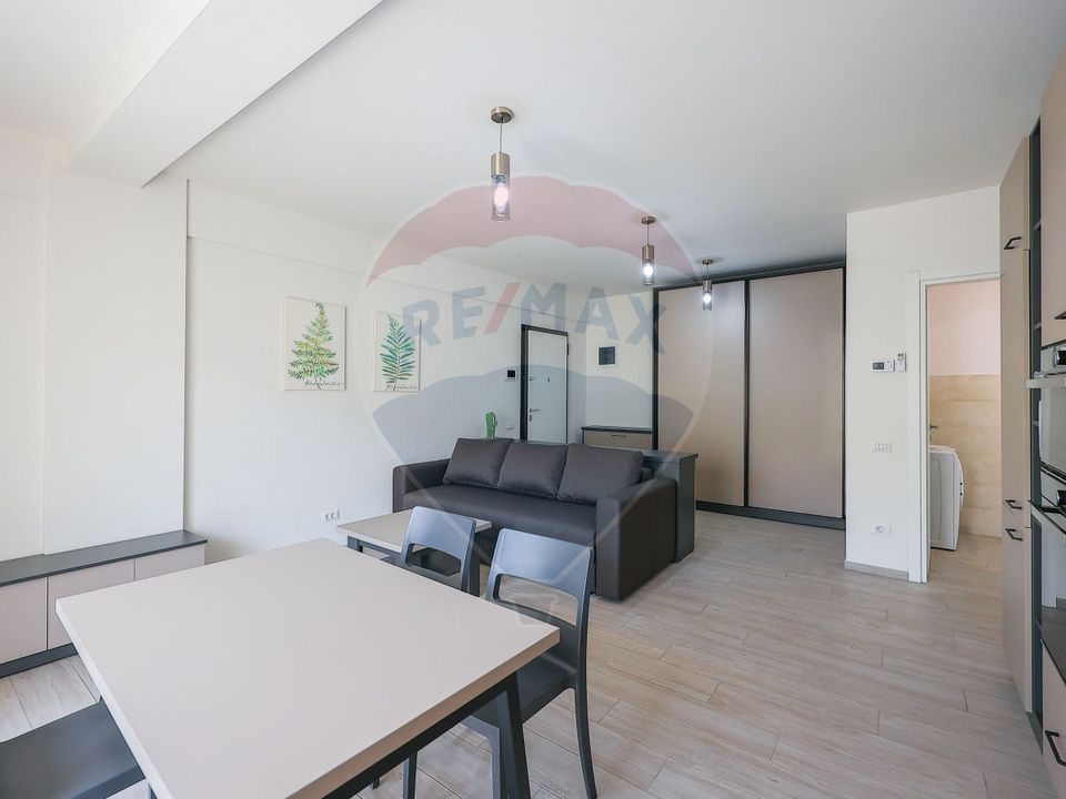 Apartamente 3 camere de închiriat ultracentral, clădire nouă, Oradea