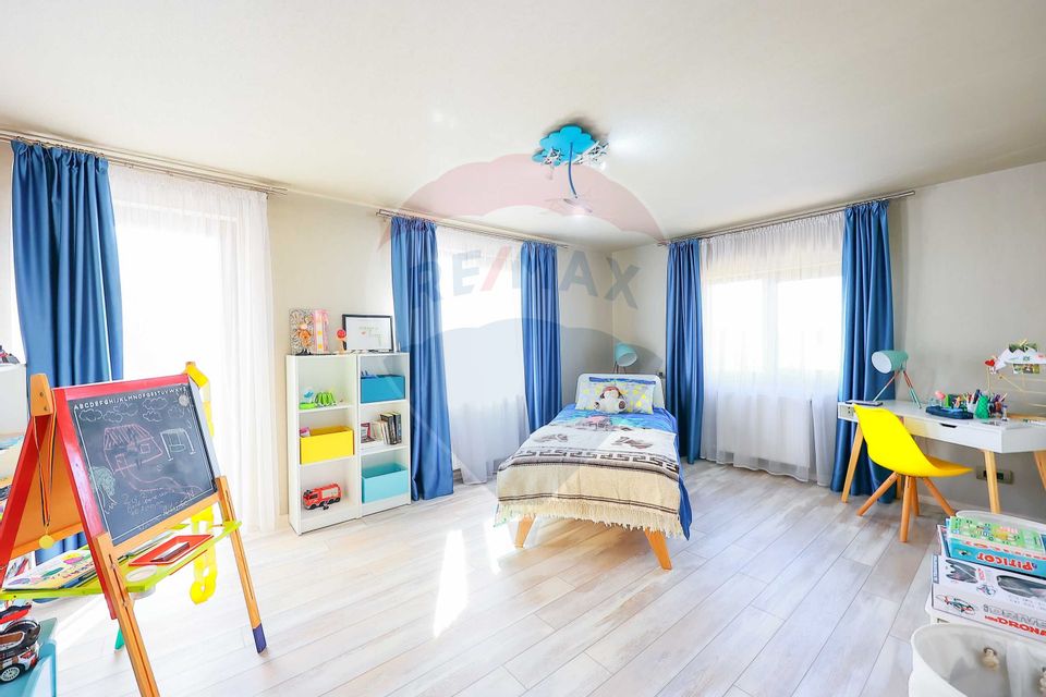 5 room House / Villa for sale, Exterior Vest area