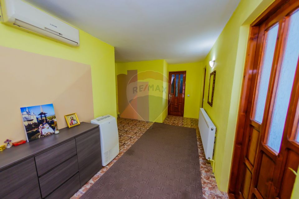 Casă nouă de vânzare