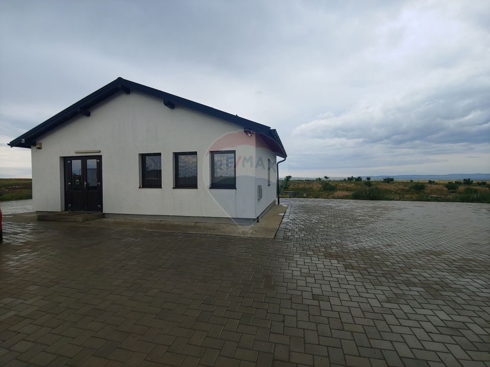 Spațiu industrial-depozit de 1120mp de închiriat în Dumbrăveni, SV