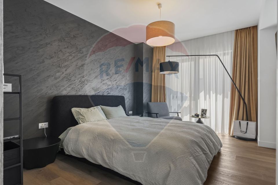 Villa 4 rooms, 202 sqm usable, Corbeanca, complex with swimming pool