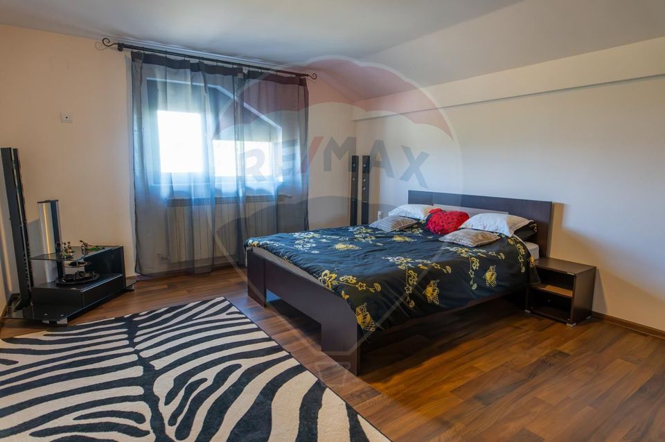 5 room House / Villa for sale